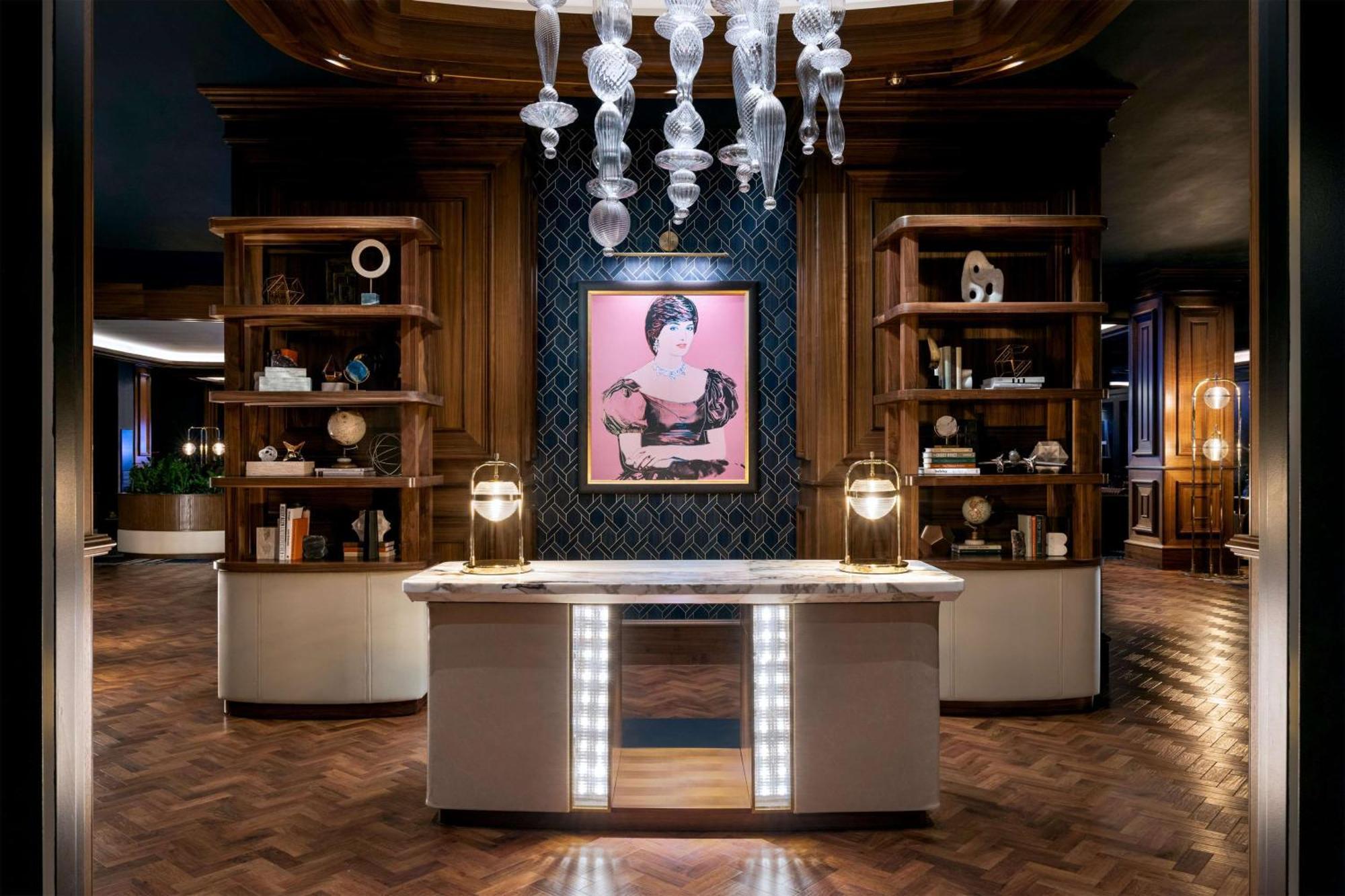 Las Vegas Hilton At Resorts World Esterno foto Reception desk